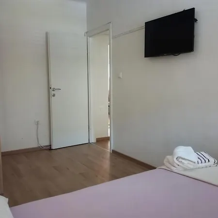 Apartmán With Wifi - 13459
